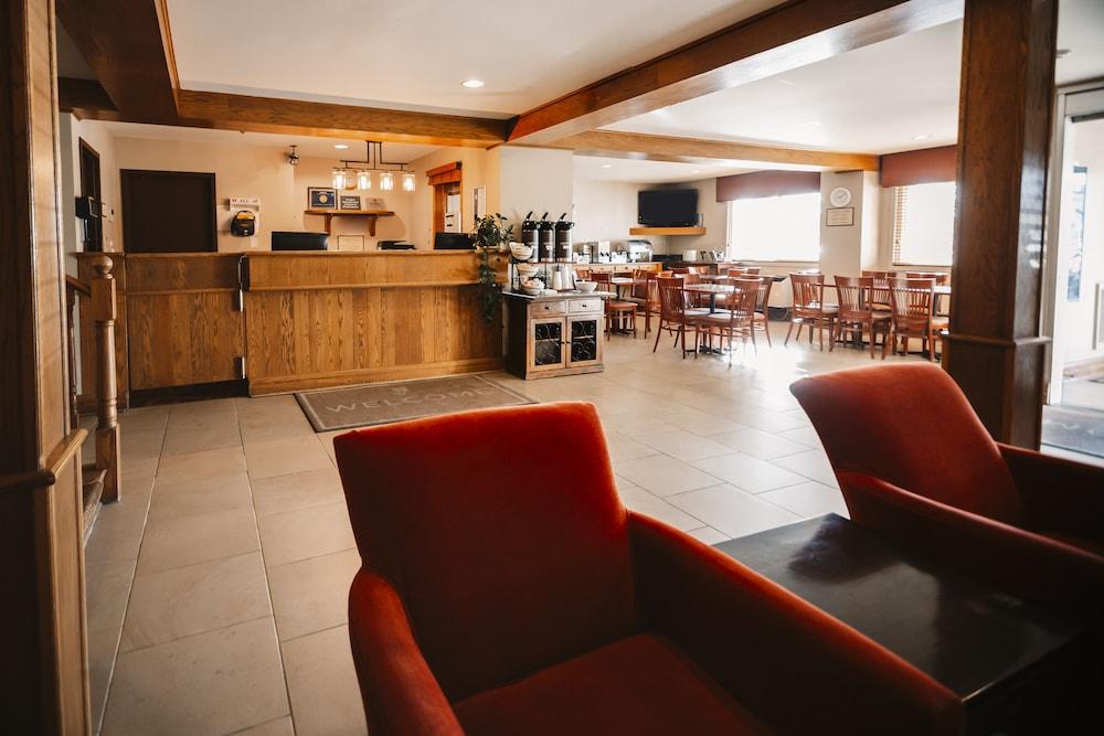 Travelodge Suites By Wyndham Regina - Eastgate Bay 외부 사진
