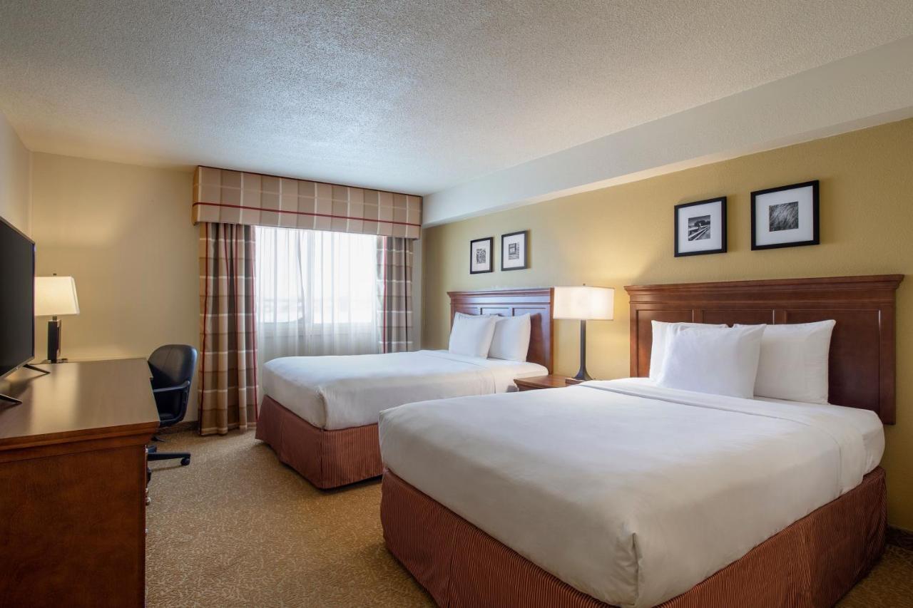 Travelodge Suites By Wyndham Regina - Eastgate Bay 외부 사진